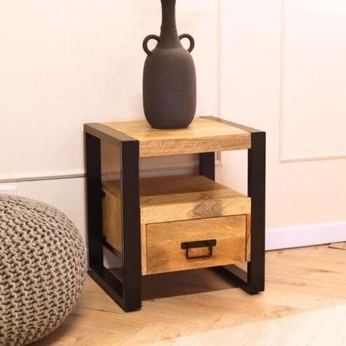 Britt industrieel houten nachtkastje 1lade