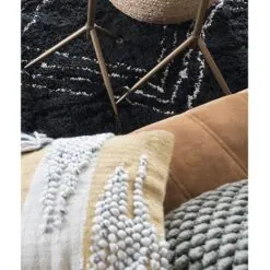 Tano vloerkleed hoogpolig rechthoek zwart