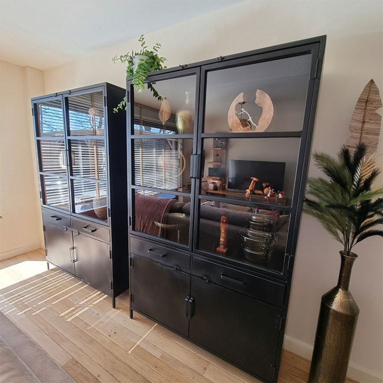 Figue vitrinekast industrieel zwart 120cm