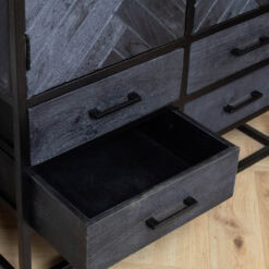 Scandi wandkast industrieel mangohout visgraat zwart 90cm