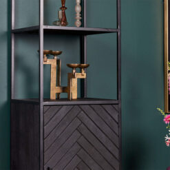 Scandi boekenkast industrieel visgraat zwart 1- deur 55cm