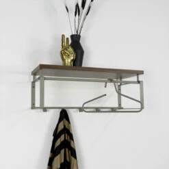 Wandkapstok staal REEF 3 groen walnoot