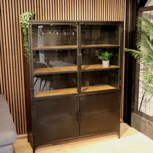 Buffetkast industrieel Trevor zwart/ houten planken 140cm