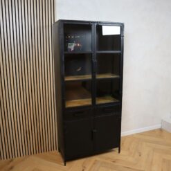 Figue vitrinekast industrieel zwart / houten planken 90cm