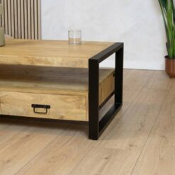 Britt salontafel industrieel mangohout met 4 lades 120cm