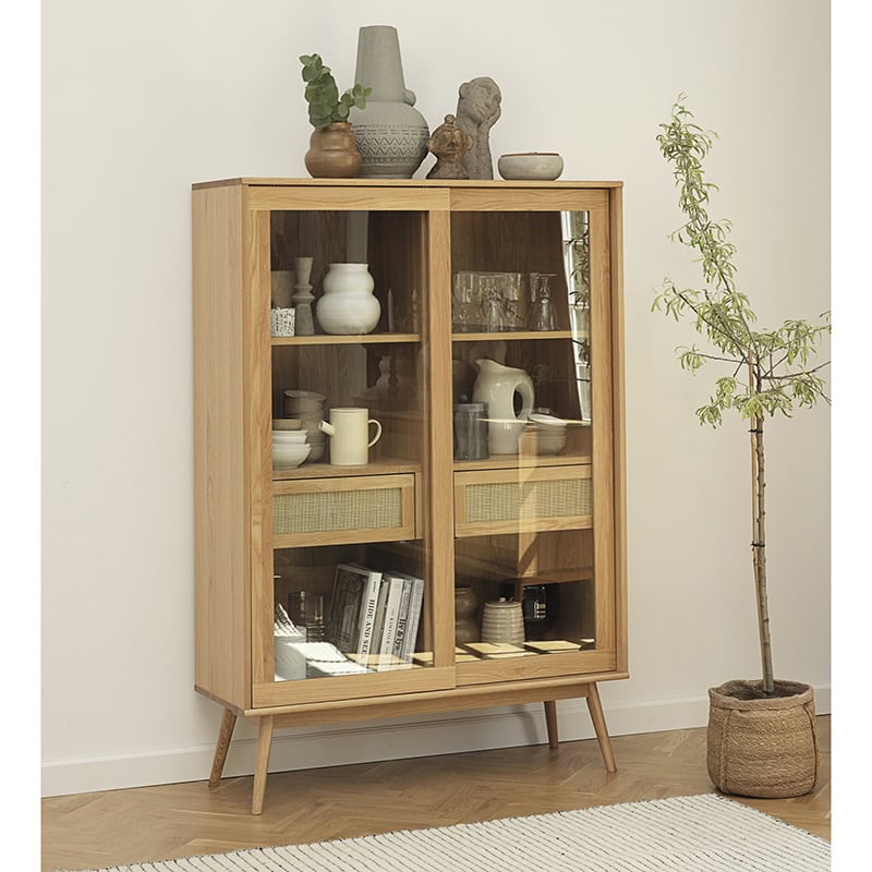 Vitrinekasten eetkamer