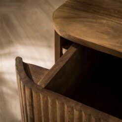 Belisa houten nachtkastje hangend 1 lade zandkleur