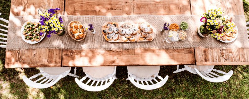 houten tuinmeubels schoonmaken