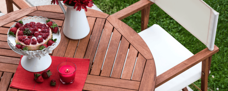 houten tuinmeubelen schoonmaken