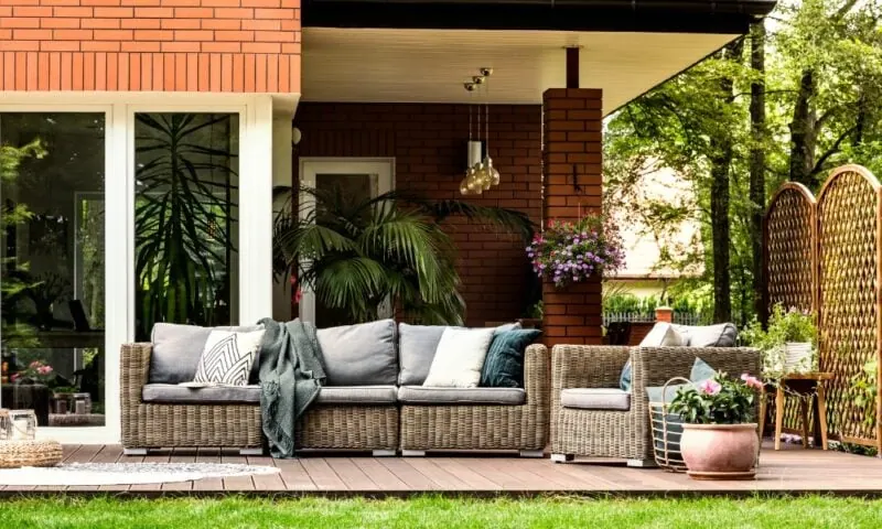 Je overkapping gezellig inrichten? Wij geven tips!