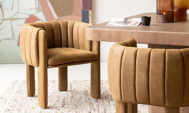 Okergeel combineren? Creëer een warm kleurenpalet voor je woonkamer