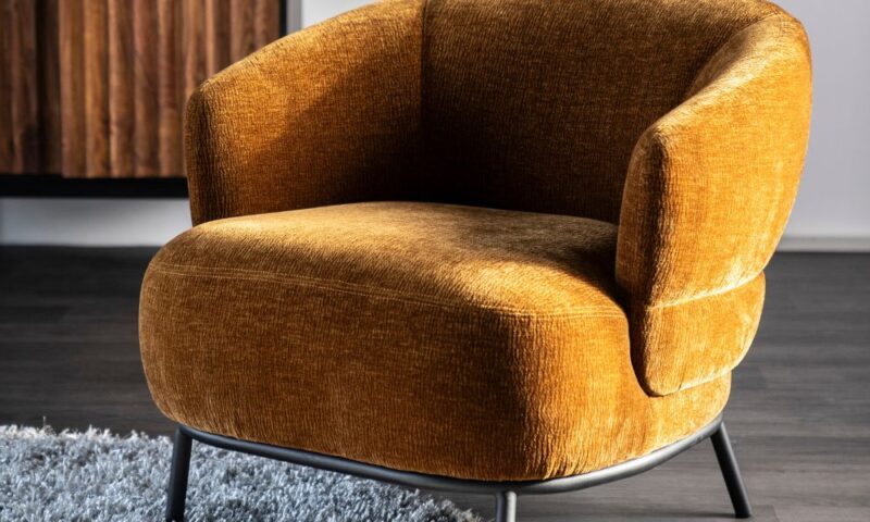 Okergeel combineren? Creëer een warm kleurenpalet voor je woonkamer