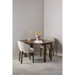 Darlene Eetkamerstoel Beige Bruine houten poten