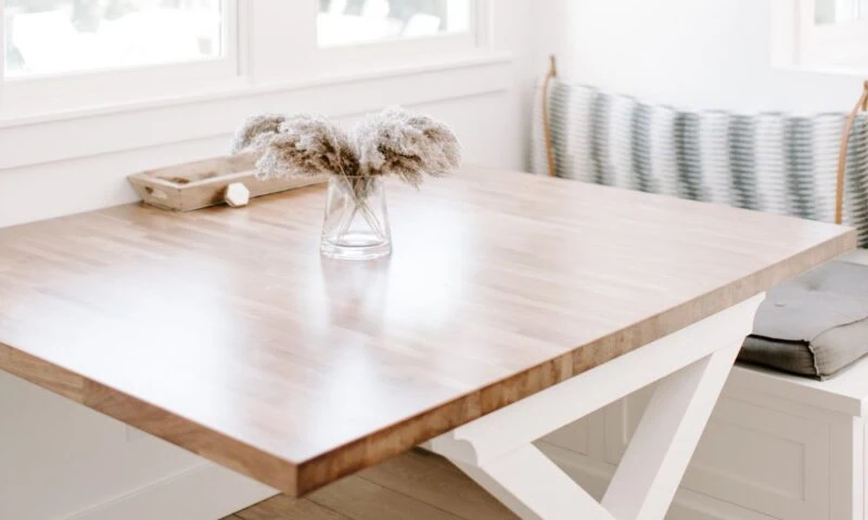 Een kleine eethoek inrichten: 6 slimme ideeën voor meer sfeer en ruimte