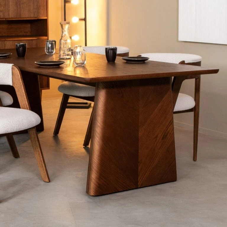 Eettafel Jule Bruin Eikenhout 210cm