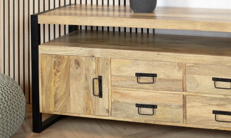 Britt meubelserie: Tijdloos design en massief mangohout