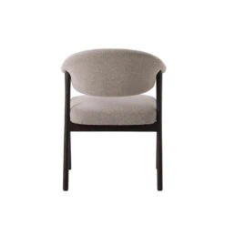 Eliza Eetkamerstoel lichtbruin met walnoot poot