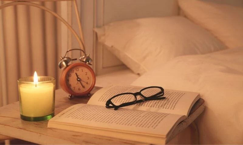 ​​Hoe kies je het juiste nachtkastje? Let op hoogte, breedte en stijl