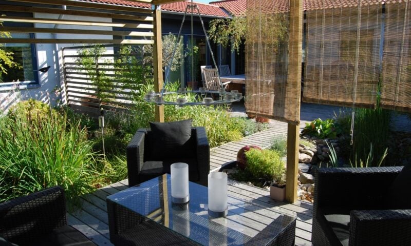 Terras inrichten: tips voor een gezellig terras met veel groen