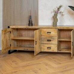 Britt Dressoir 3 deuren 3 lades Mangohout 200cm