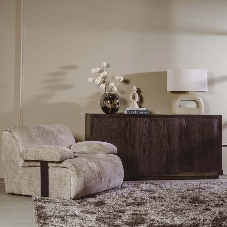 Mincio Dressoir bruin eikenfineer 176cm