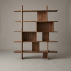 Quinn Vakkenkast walnoot 140cm